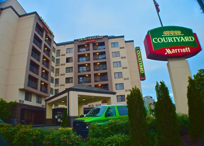 Courtyard By Marriott Nashville Vanderbilt West End