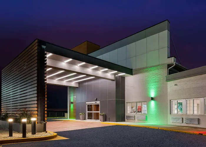 Wyndham Garden Ankeny Hotel