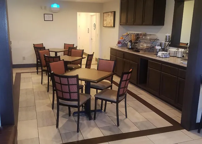 Surestay Hotel By Best Western Hollister