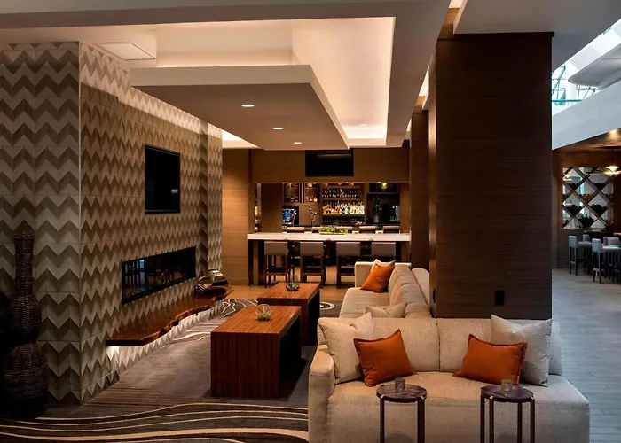 Melville Hotels