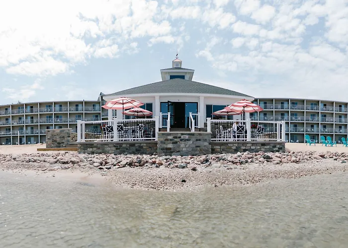 Breakers Resort - Lakeside Saint Ignace