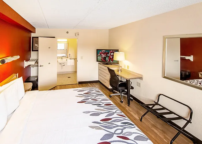 Red Roof Inn Akron