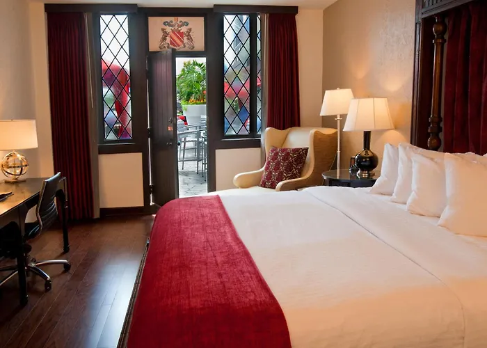 The Cheshire Hotel Richmond Heights