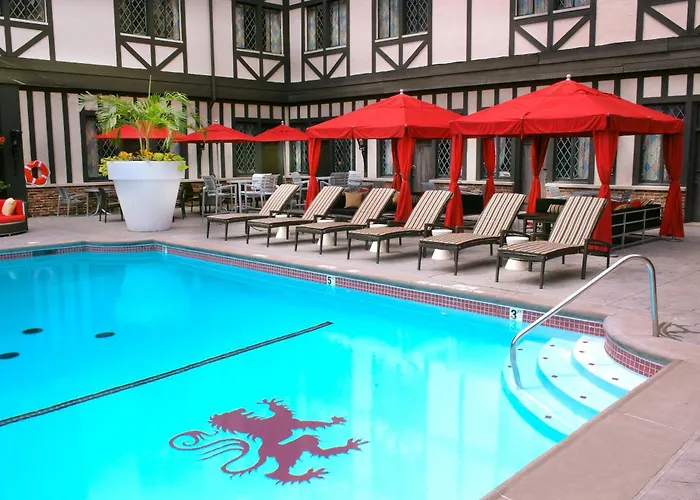 The Cheshire Hotel Richmond Heights