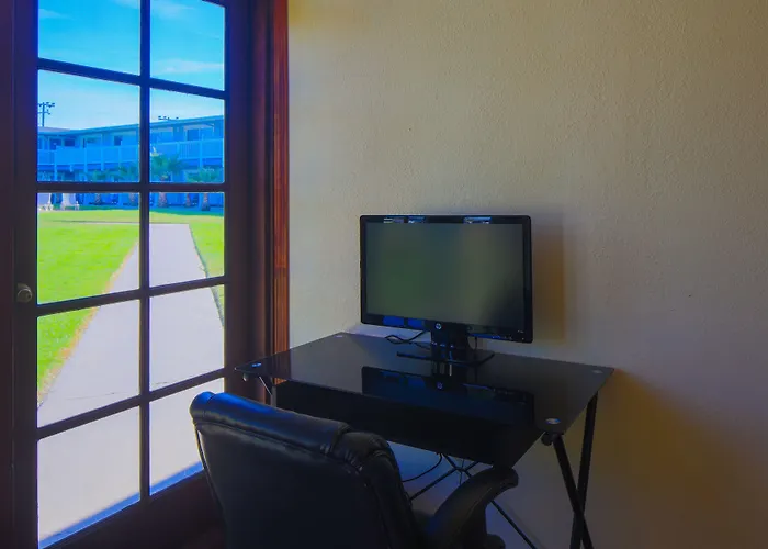 San Simeon Lodge