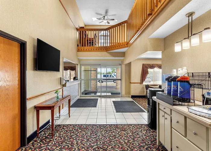 Oglesby Hotels