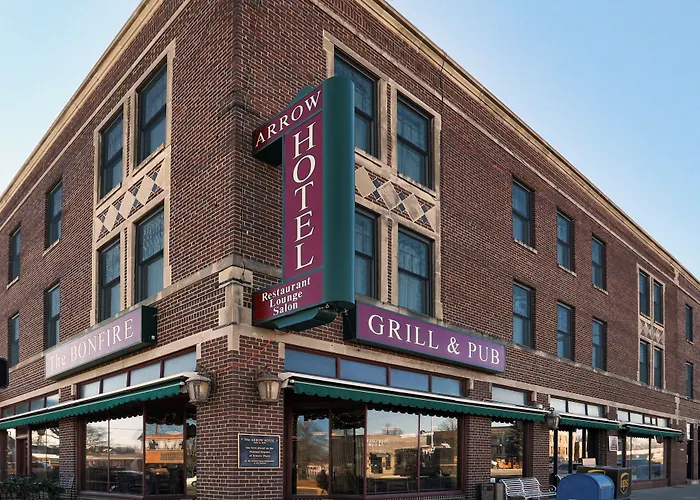 Arrow Hotel