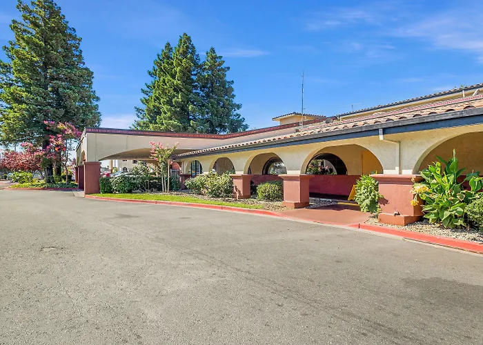Best Western Plus Heritage Inn Stockton