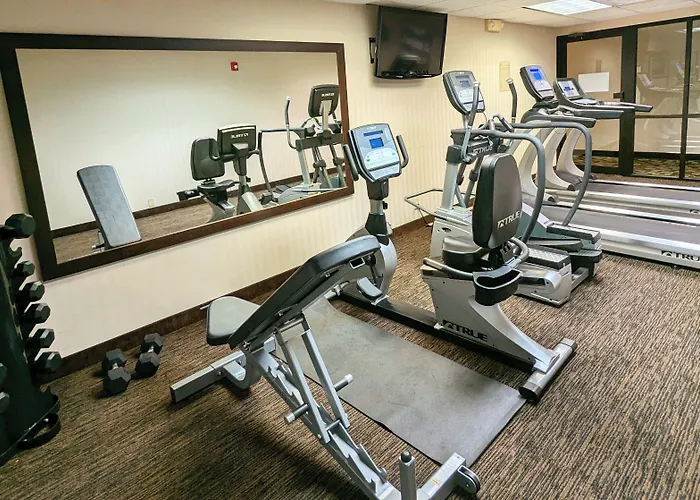 Drury Inn & Suites Kansas City Stadium- Kansas City