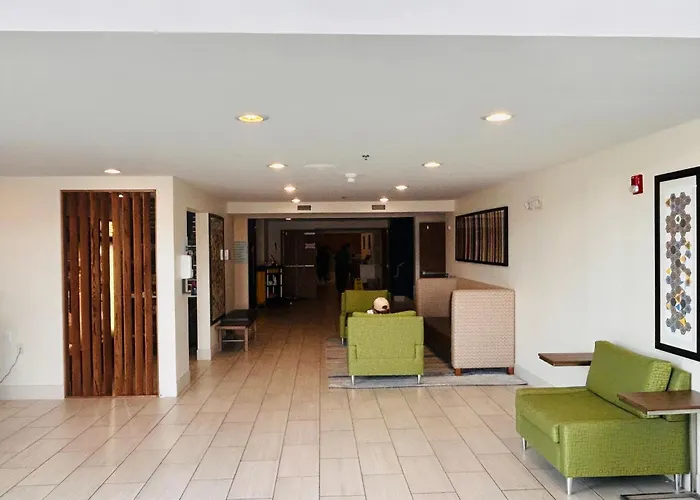 Holiday Inn Express Hotel & Suites Torrington By Ihg