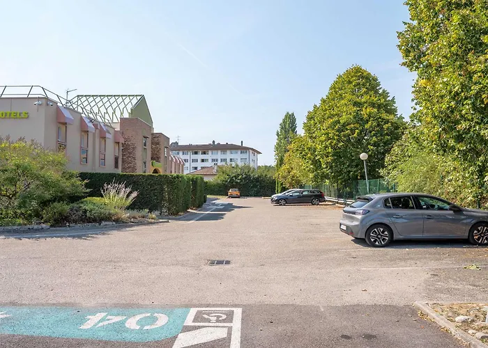B&B HOTEL Annemasse Est