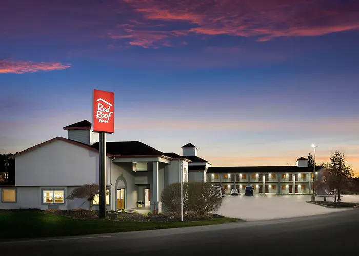 Weedsport Hotels