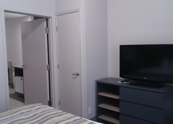 Madison Heights Hotels