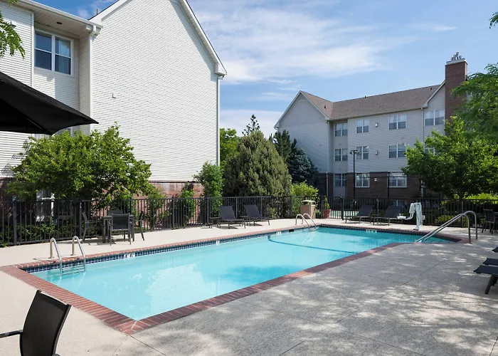 Highlands Ranch Hotels