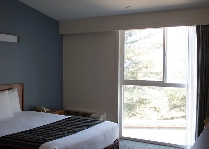 Redwood City Hotels