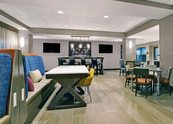 Mauldin Hotels
