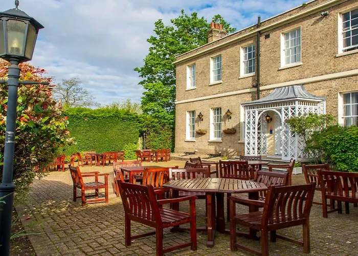 Chigwell Hotels