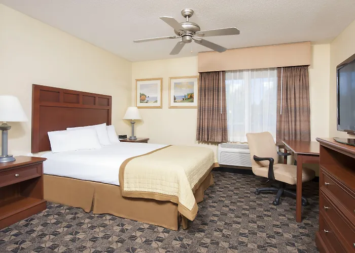 Mount Pleasant Hotels With Pool