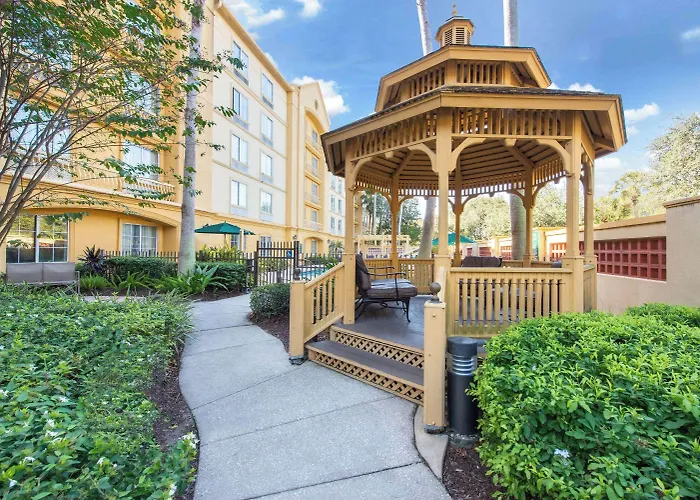 La Quinta By Wyndham Tampa Brandon Regency Park Hotel