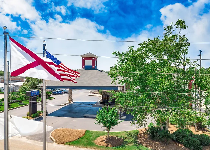Thomasville Hotels