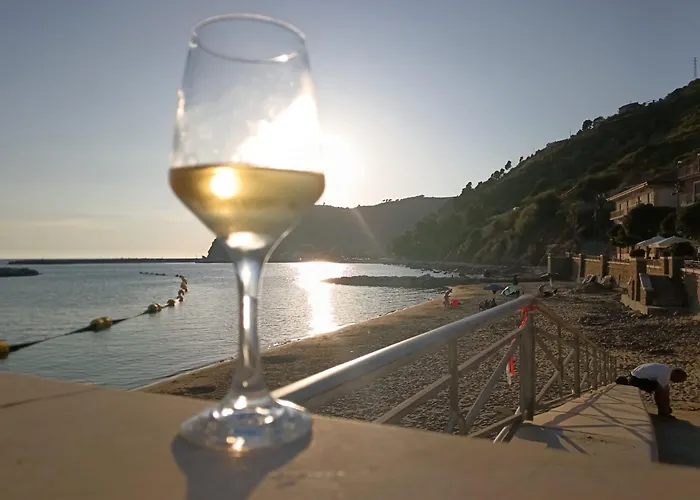 Hotel Ristorante Paisà. Cibo e Ospitalità Agnone Cilento