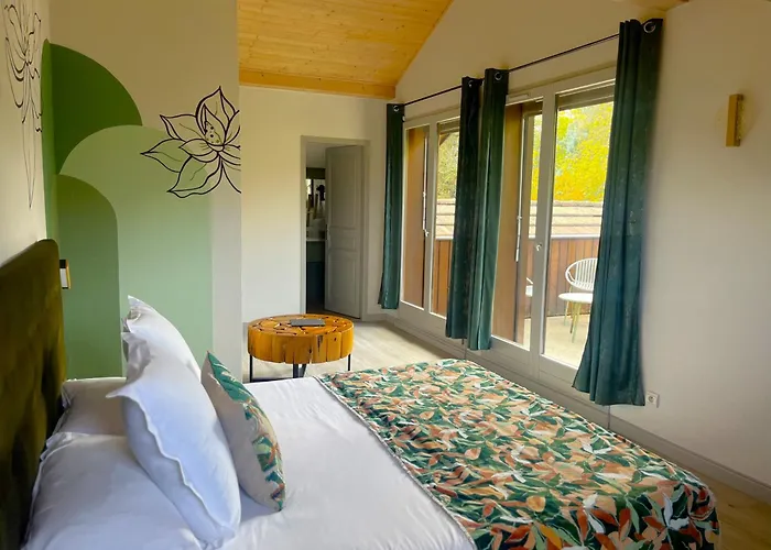Cruseilles Hotels