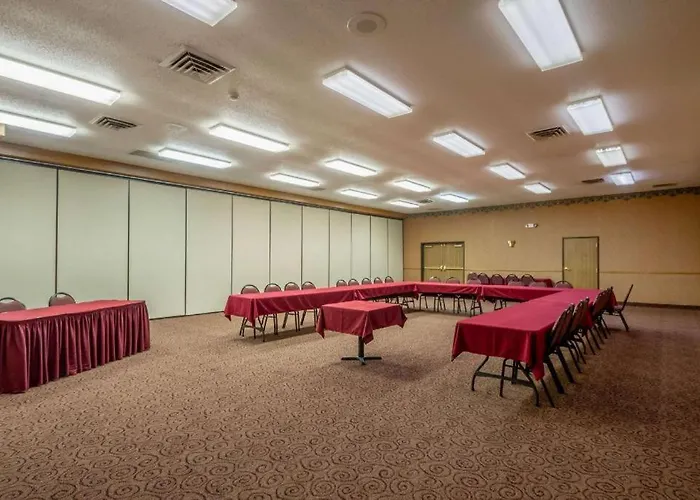 Mineral Point Hotels