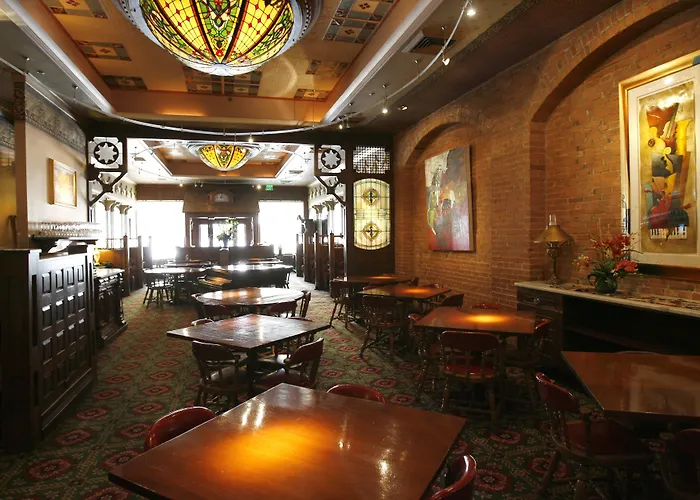 Strater Hotel