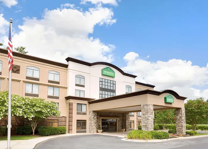 Wingate By Wyndham Raleigh Durham / Airport Hotel