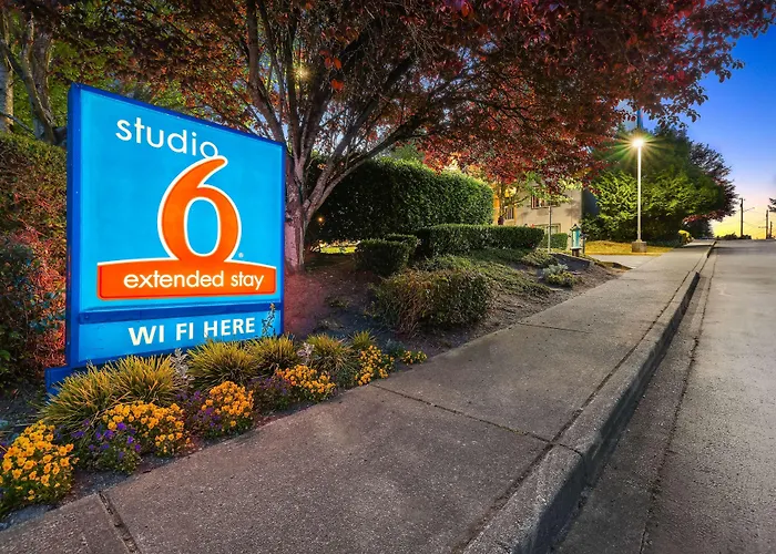 Mountlake Terrace Hotels