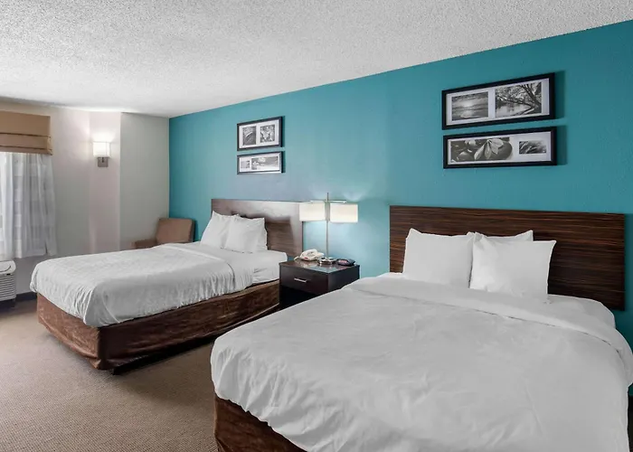 Clarion Inn & Suites Dfw North Irving