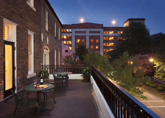Planters Inn On Reynolds Square (Adults Only)