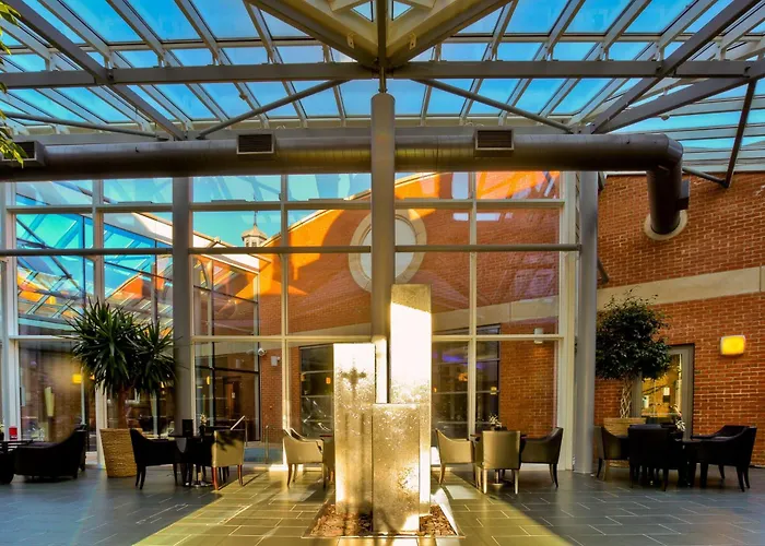 Best 16 Spa Hotels in Stratford-upon-Avon for a Relaxing Getaway