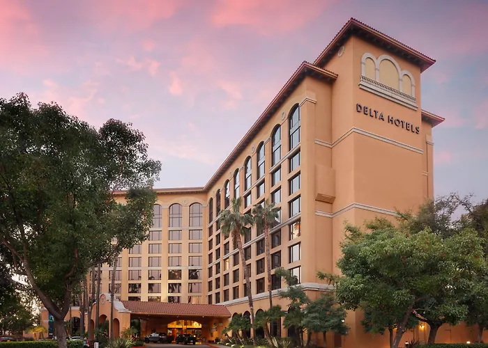 Hotels in Garden Grove