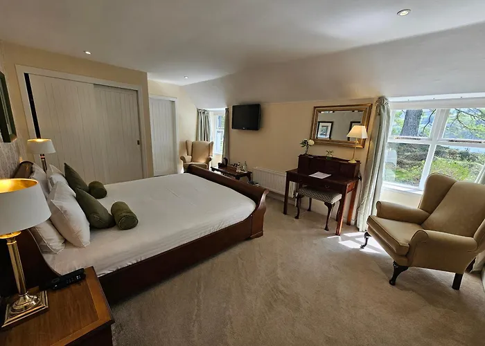 Portsonachan Hotels