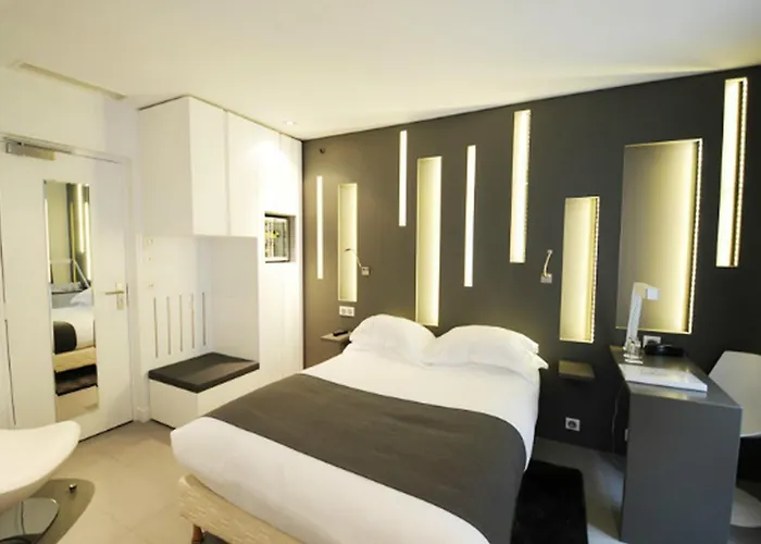 Arc De Triomphe Etoile Hotel Paris