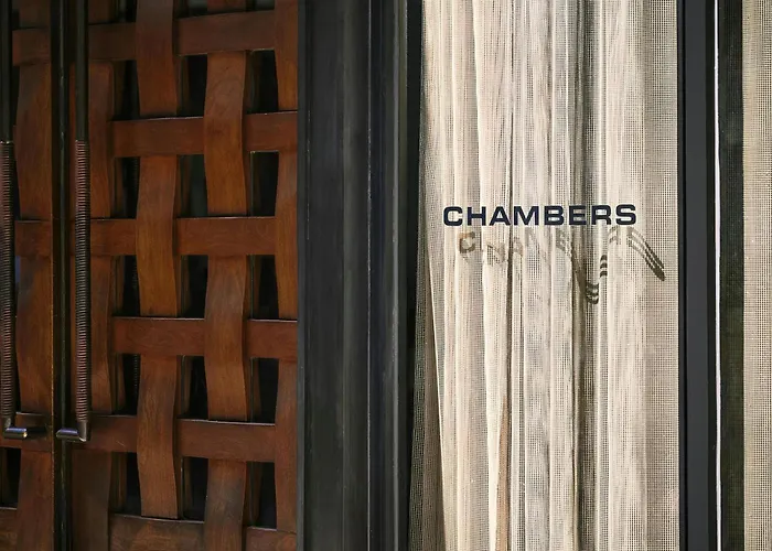 Sonder Chambers