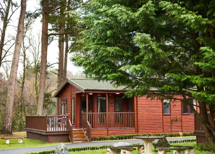 Dinnet Hotels
