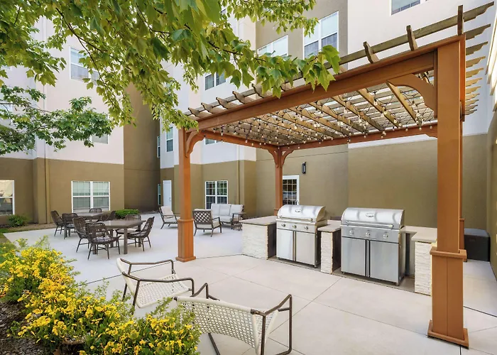 Homewood Suites By Hilton Erie Kearsarge