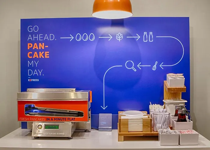 Holiday Inn Express Holland By Ihg