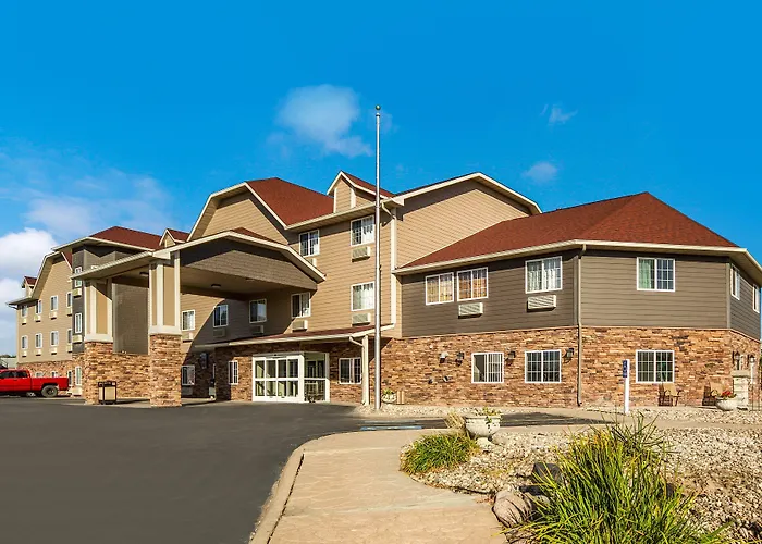 Red Roof Inn & Suites Omaha - Council Bluffs