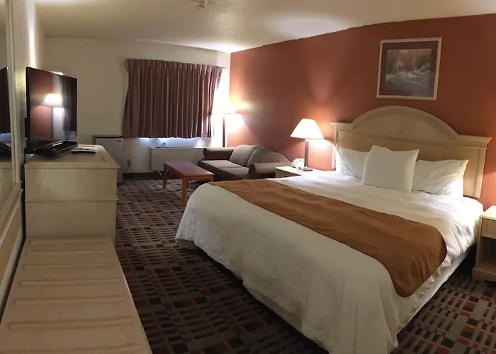 Daleville Hotels