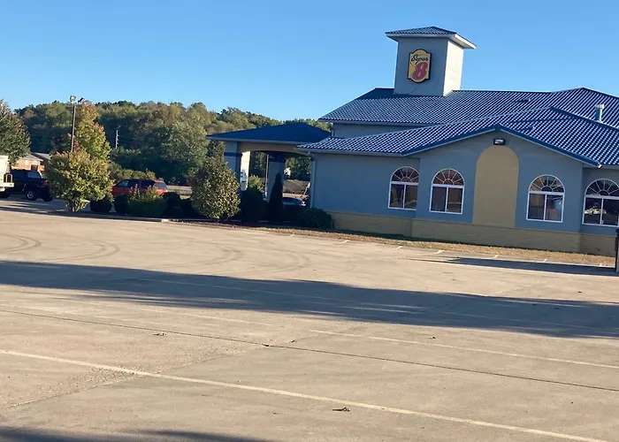 Super 8 By Wyndham Martinsville