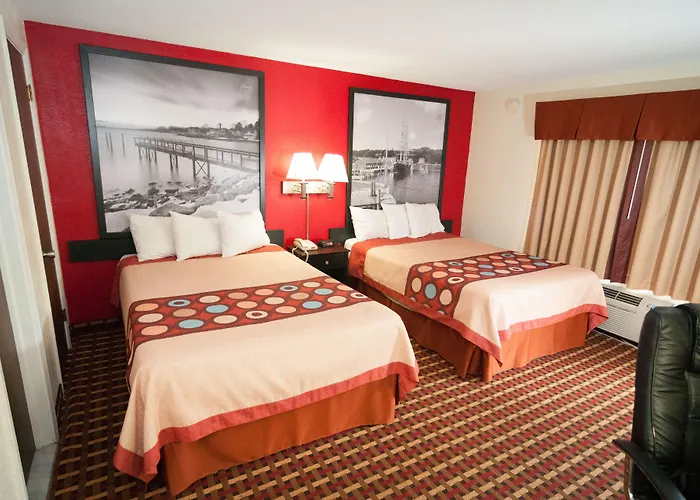 Super 8 By Wyndham Old Saybrook Hotel
