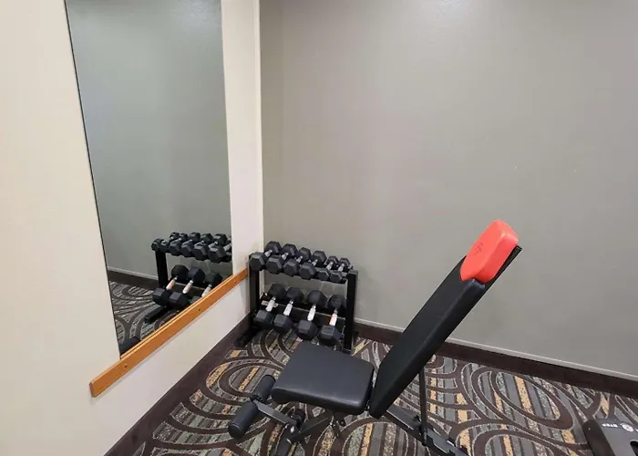 Grand Island Hotels