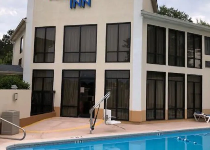 Ellisville Hotels