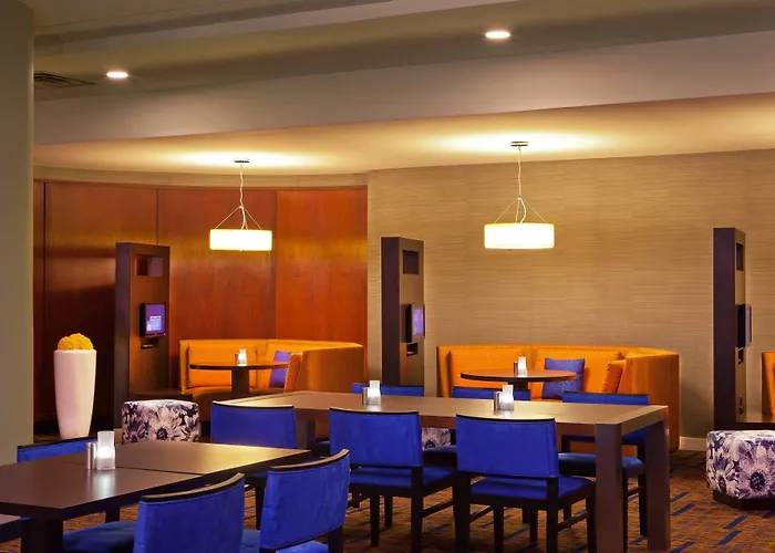 Hotel Pentagon South Alexandria