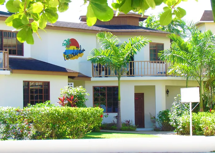 Falmouth Hotels