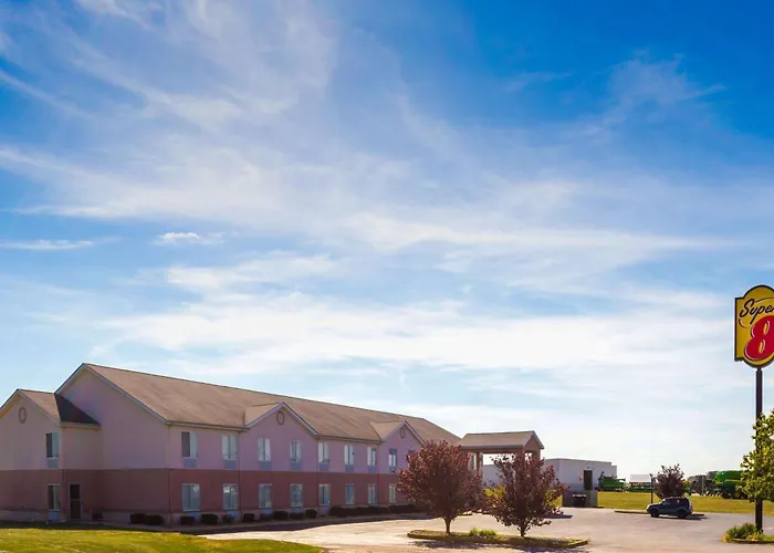 Super 8 By Wyndham Frankfort In