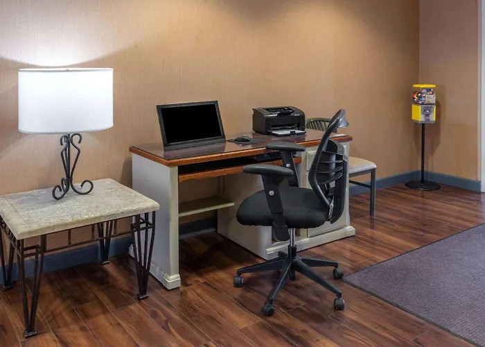Raton Hotels
